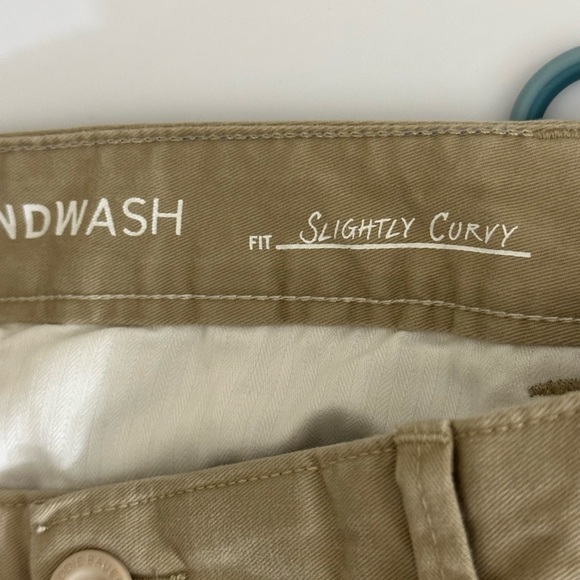 Eddie Bauer sz 4 shorts khaki Cute style Legendwash stretchy - Picture 12 of 13